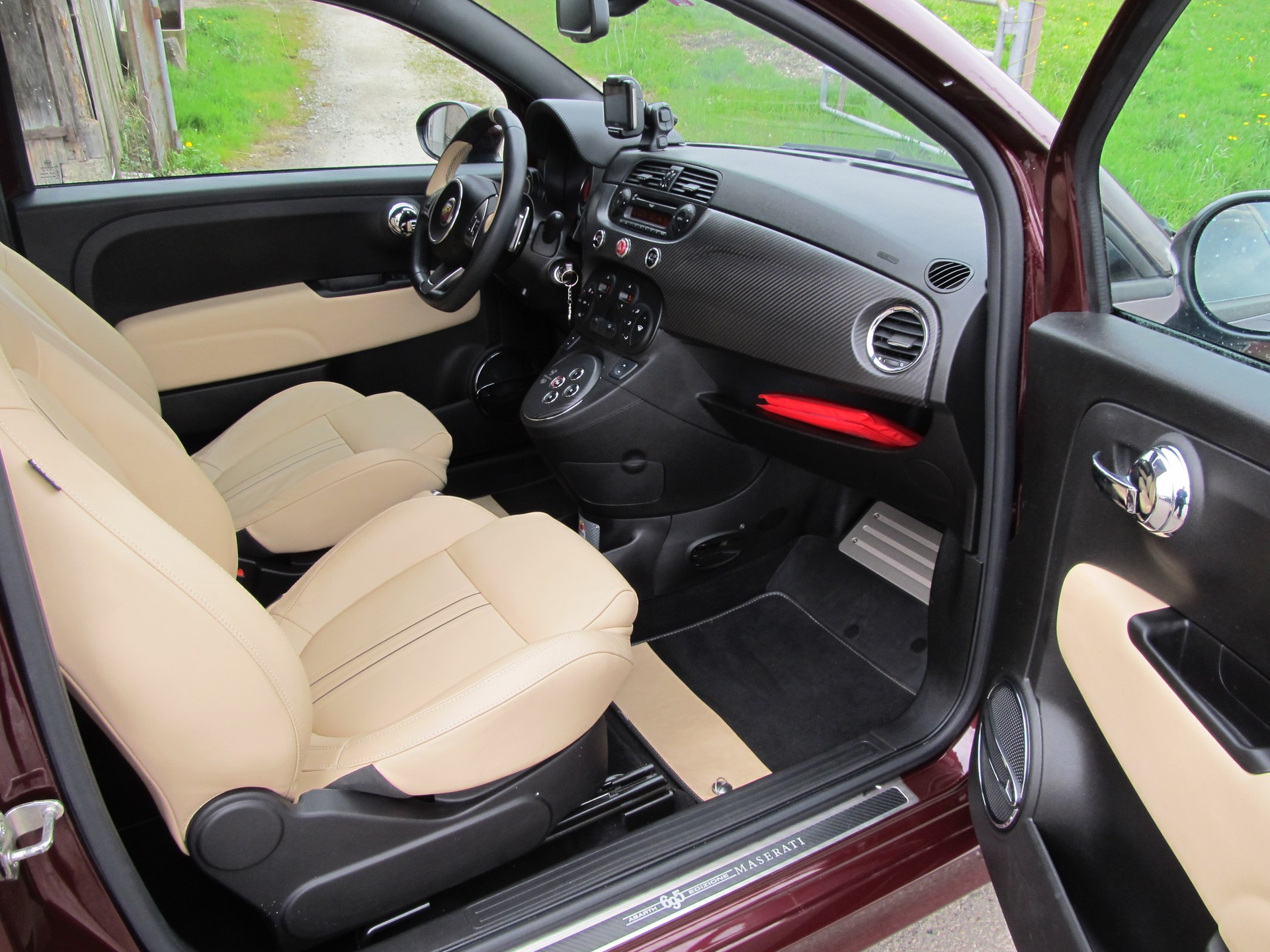 FIAT 695C 1.4 16V Turbo Abarth Edizione Maserati-image-5
