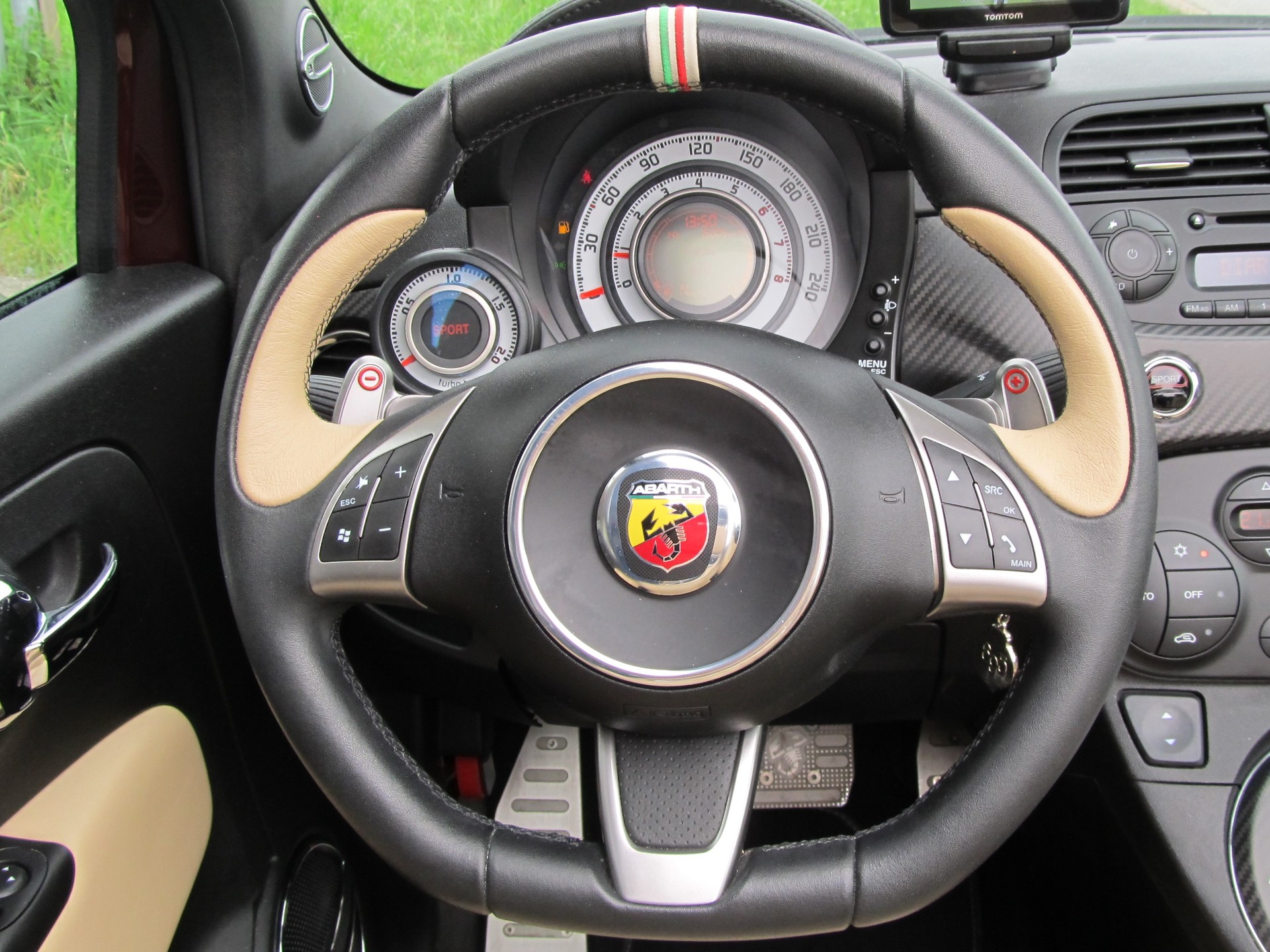 FIAT 695C 1.4 16V Turbo Abarth Edizione Maserati-image-3
