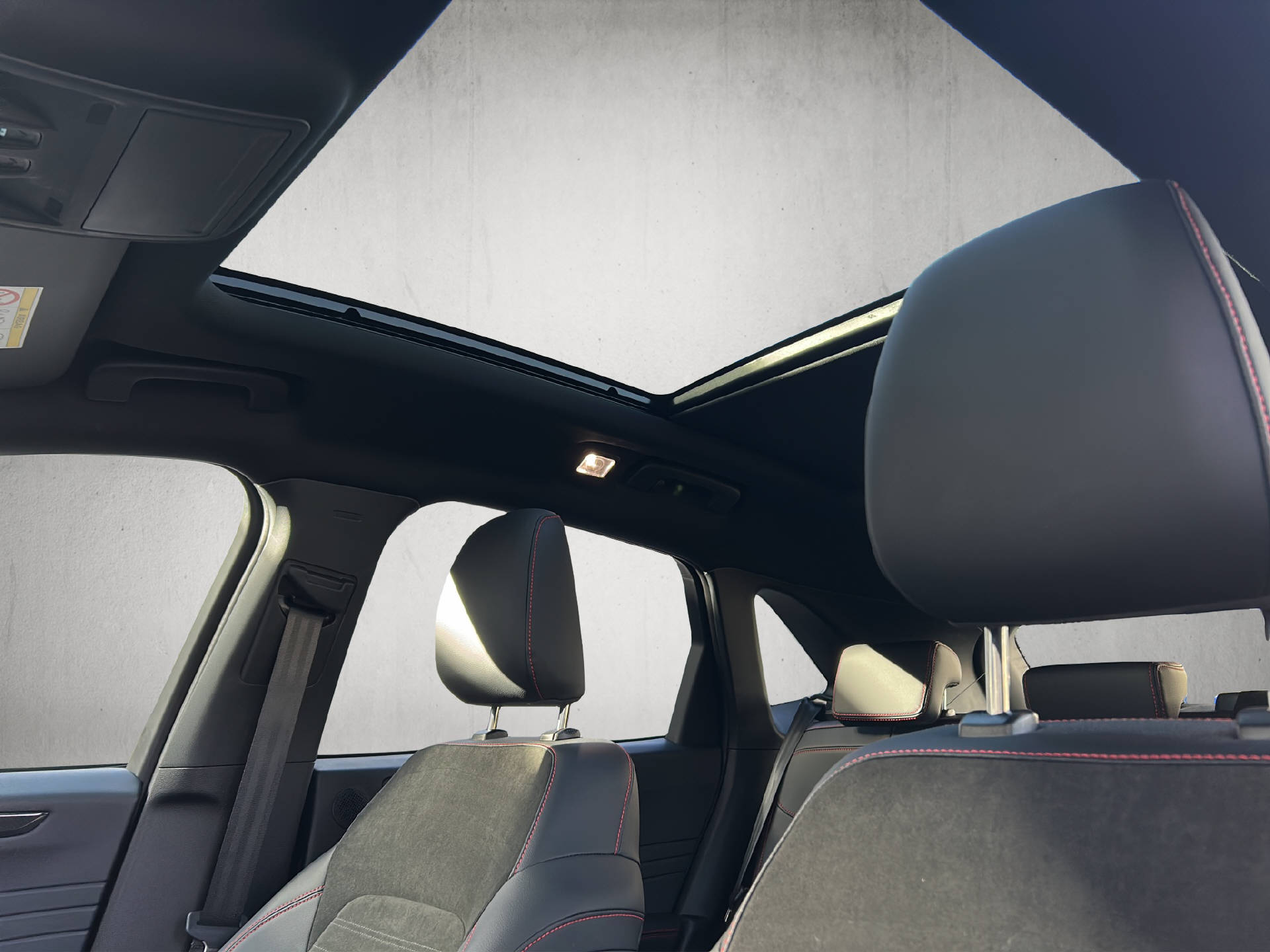 FORD Kuga 2.5 Plug-in Hybrid ST-Line X-image-26