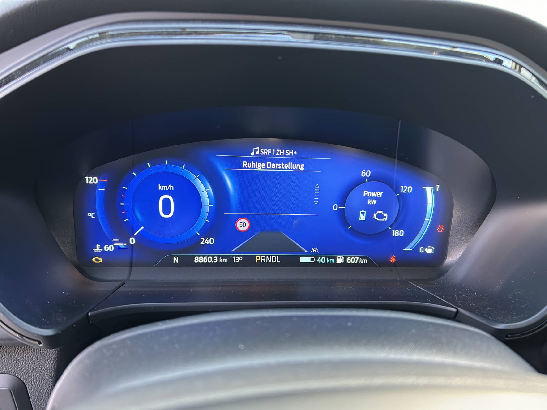 FORD Kuga 2.5 Plug-in Hybrid ST-Line X-image-11