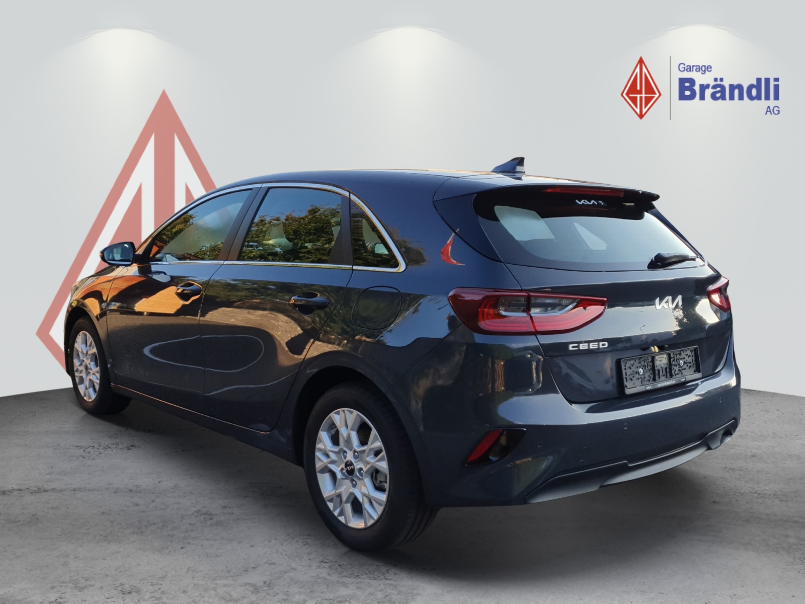 KIA Ceed 1.5 T-GDi Power-image-3