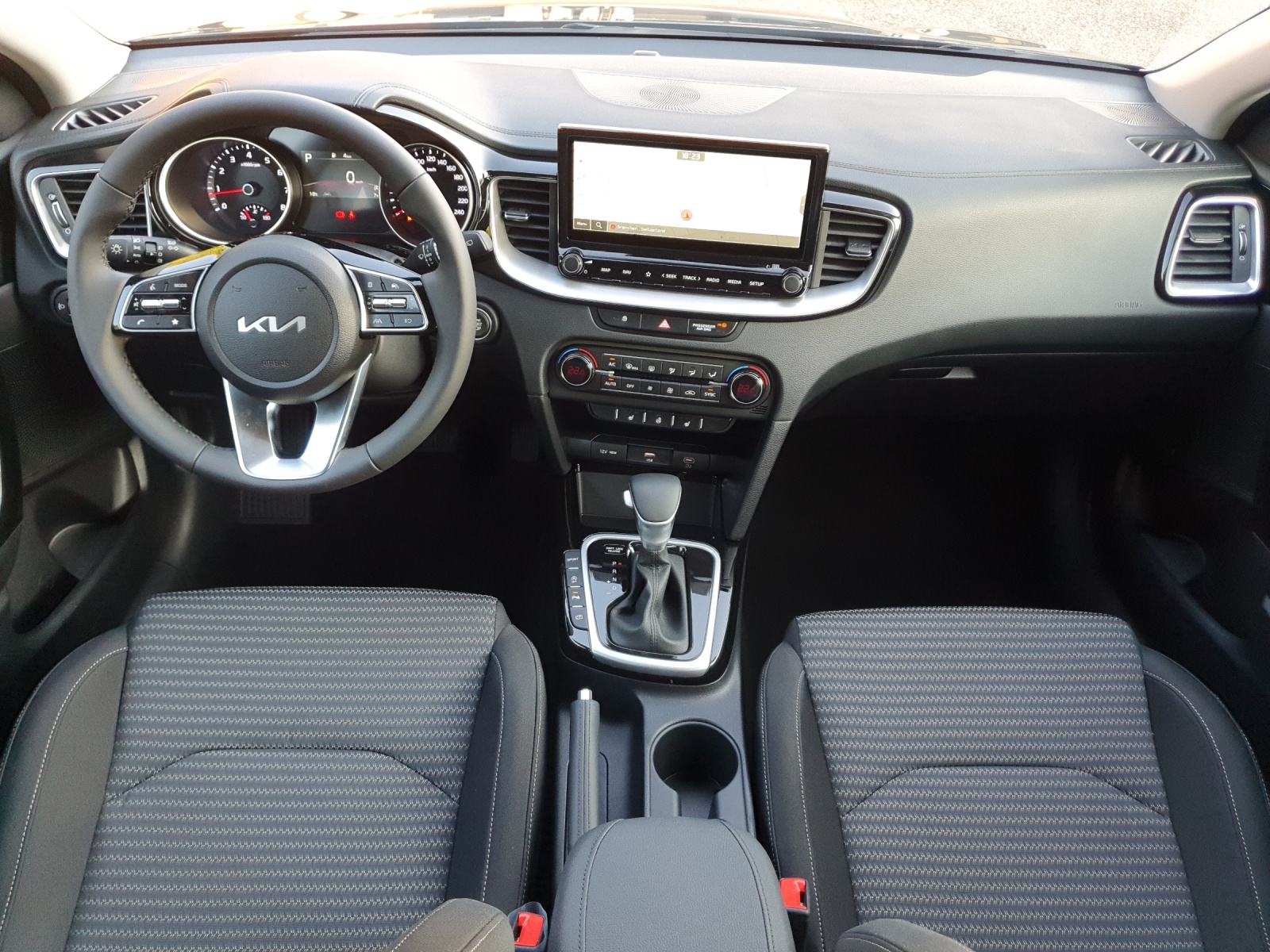 KIA Ceed 1.5 T-GDi Power-image-11