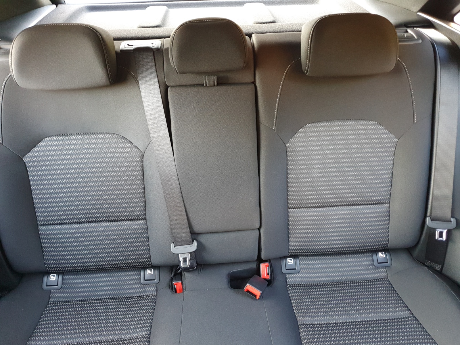 KIA Ceed 1.5 T-GDi Power-image-8