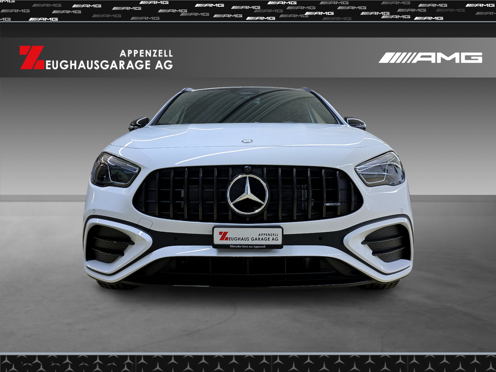 MERCEDES-BENZ GLA 35 4Matic-showroom-element-3