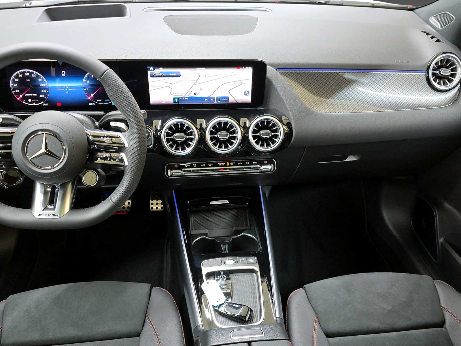 MERCEDES-BENZ GLA 35 4Matic-image-7