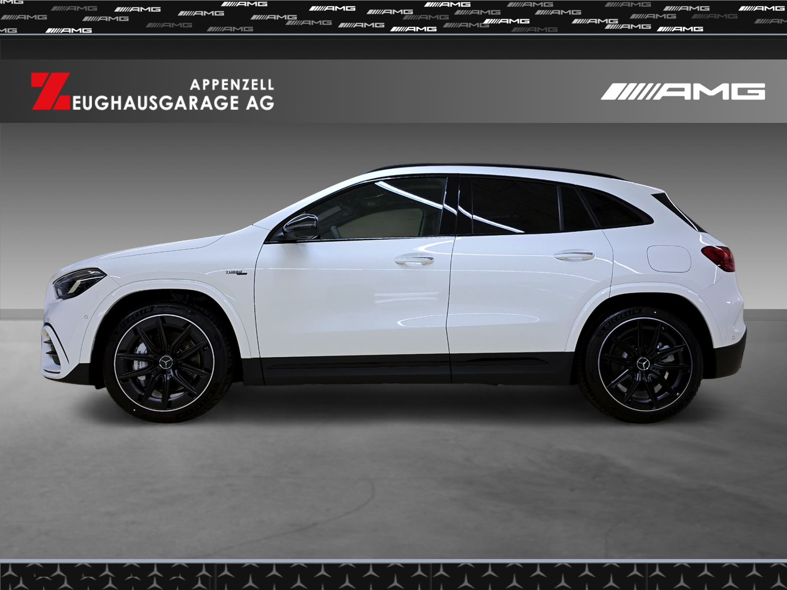 MERCEDES-BENZ GLA 35 4Matic-showroom-element-1