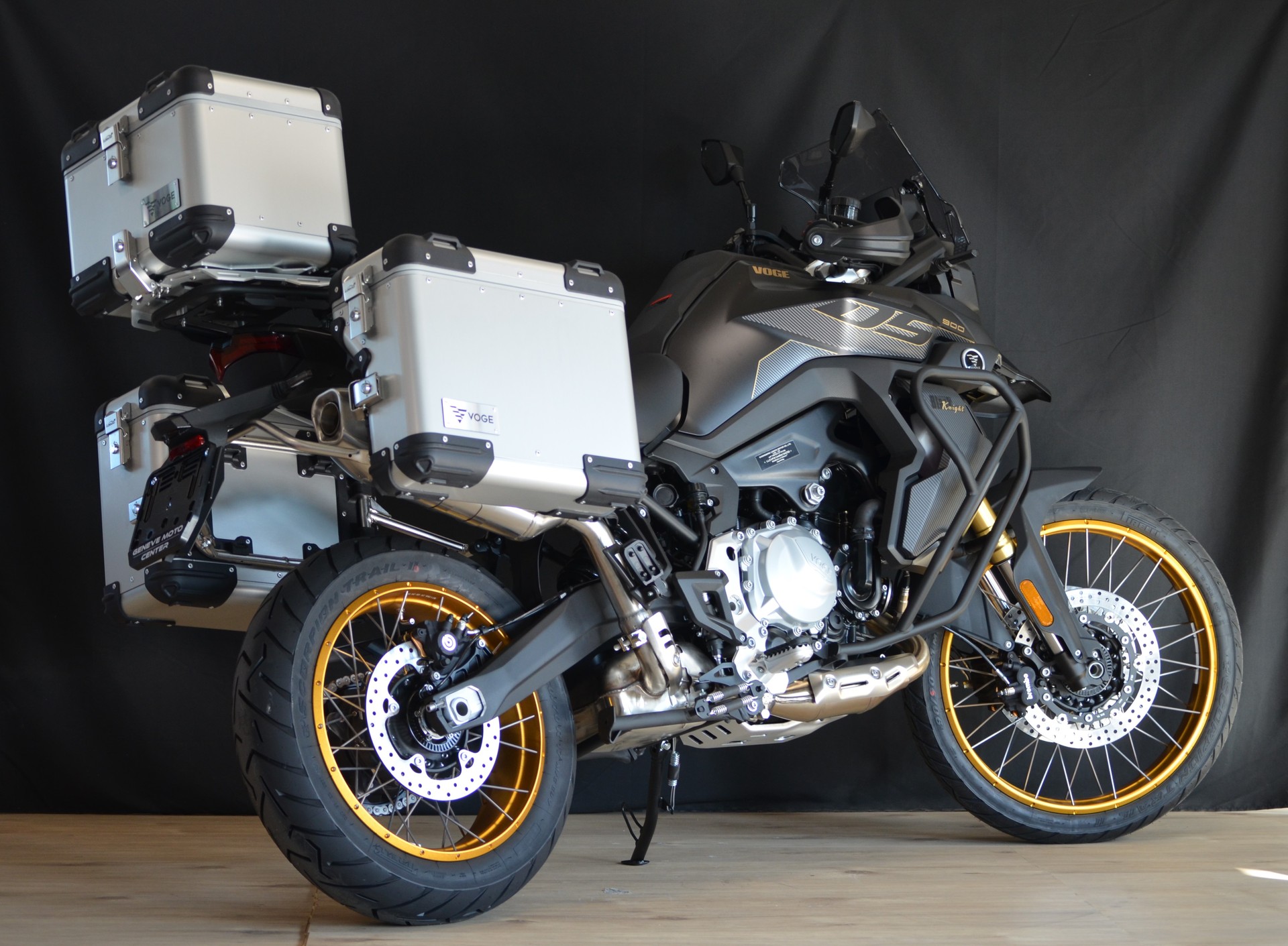 VOGE 900 DSX BLACK KNIGHT-image-5