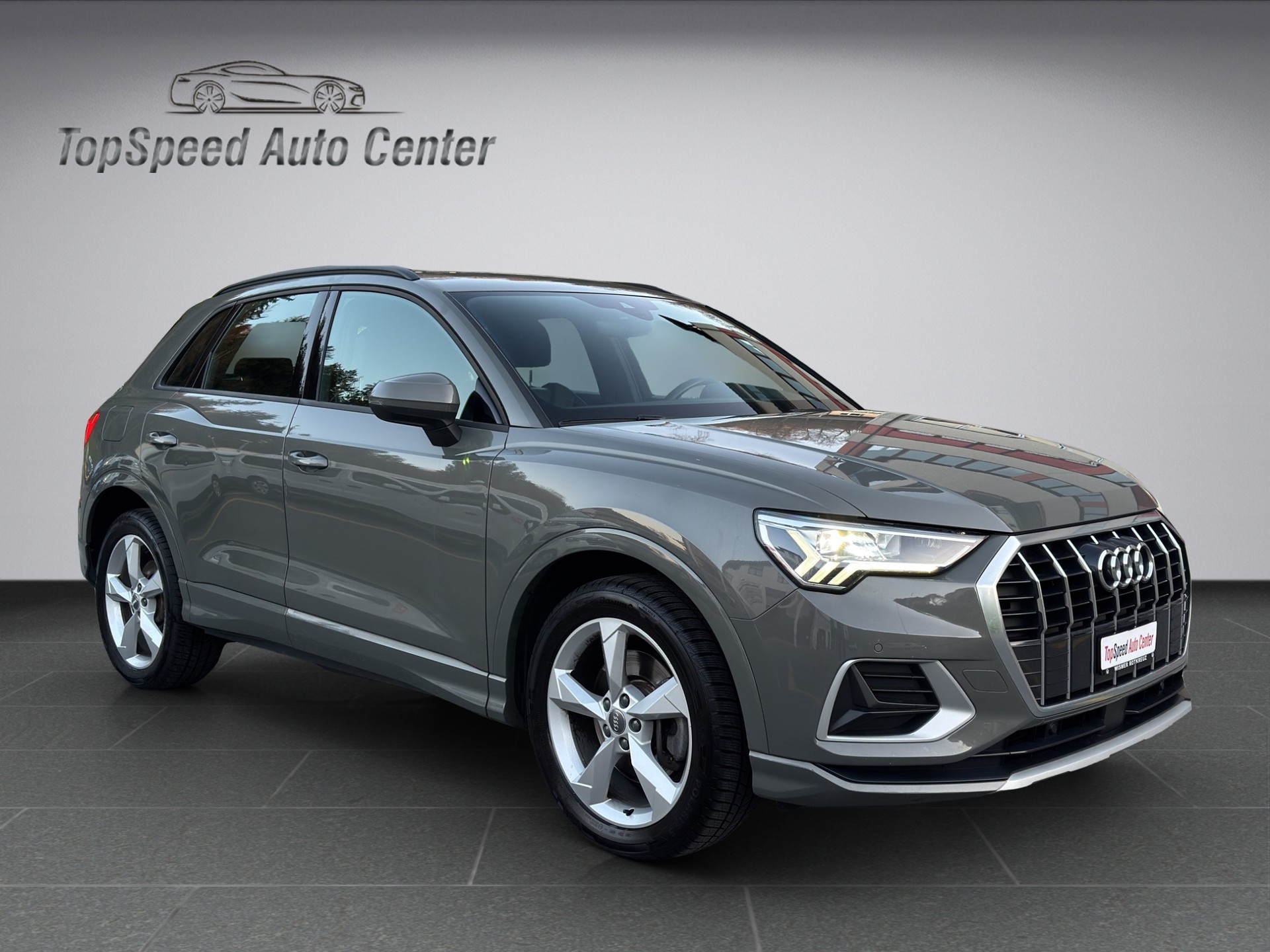 AUDI Q3 40 TFSI advanced quattro S-tronic-image-7