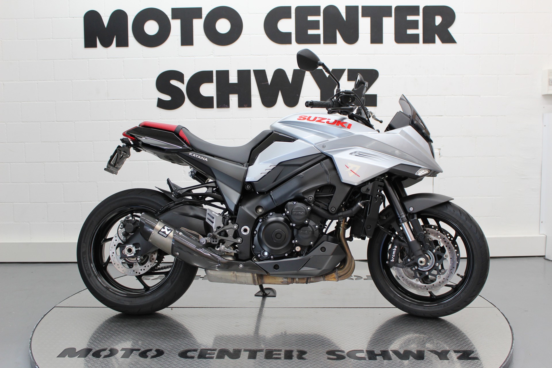 SUZUKI GSX-S 1000 S Katana-showroom-element-1