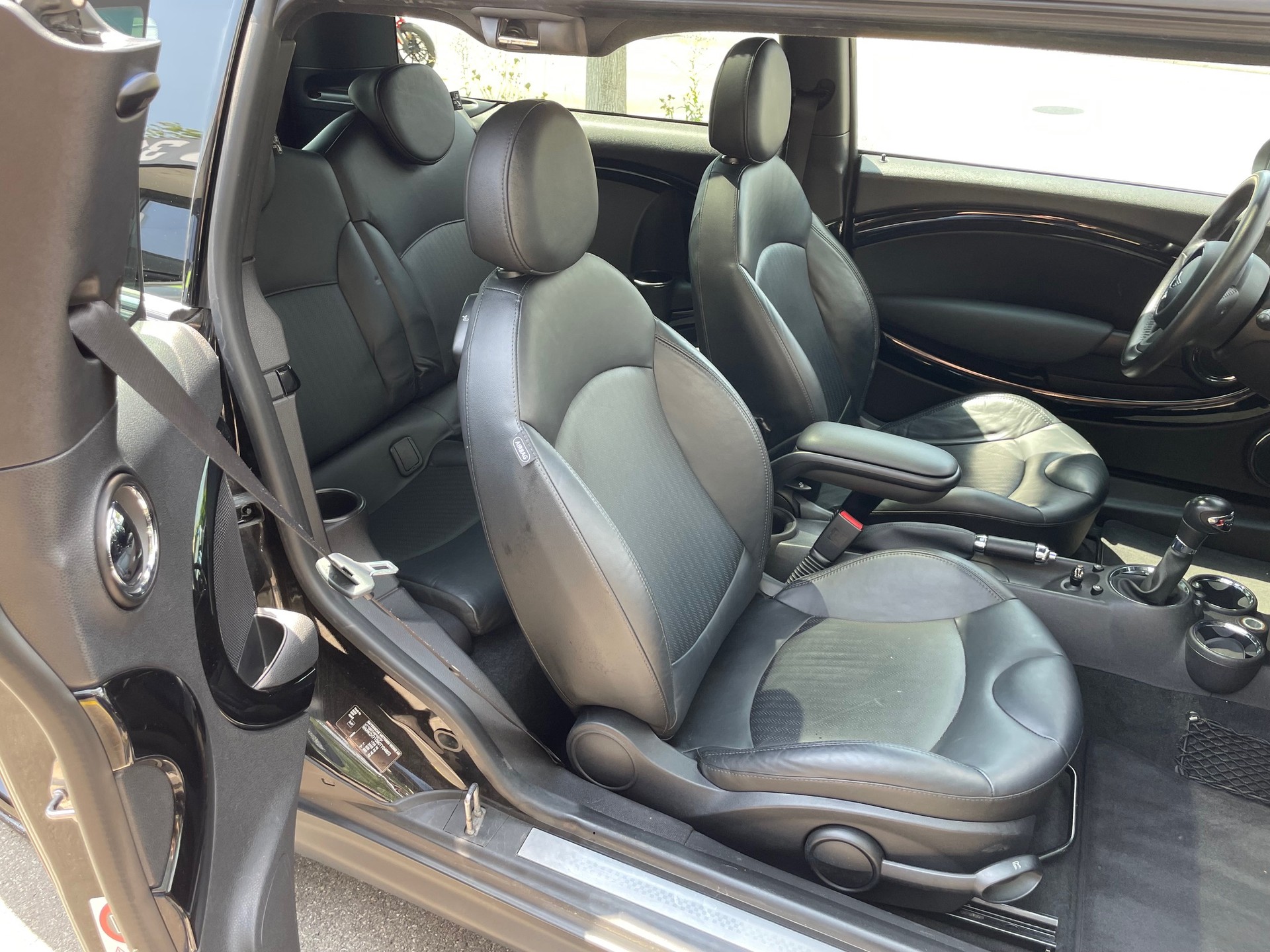 MINI Clubman Cooper SD-image-6