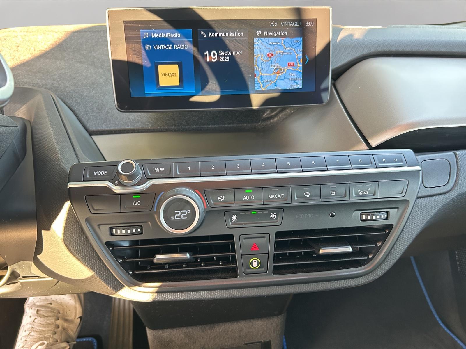 BMW i3 120 Ah-image-16