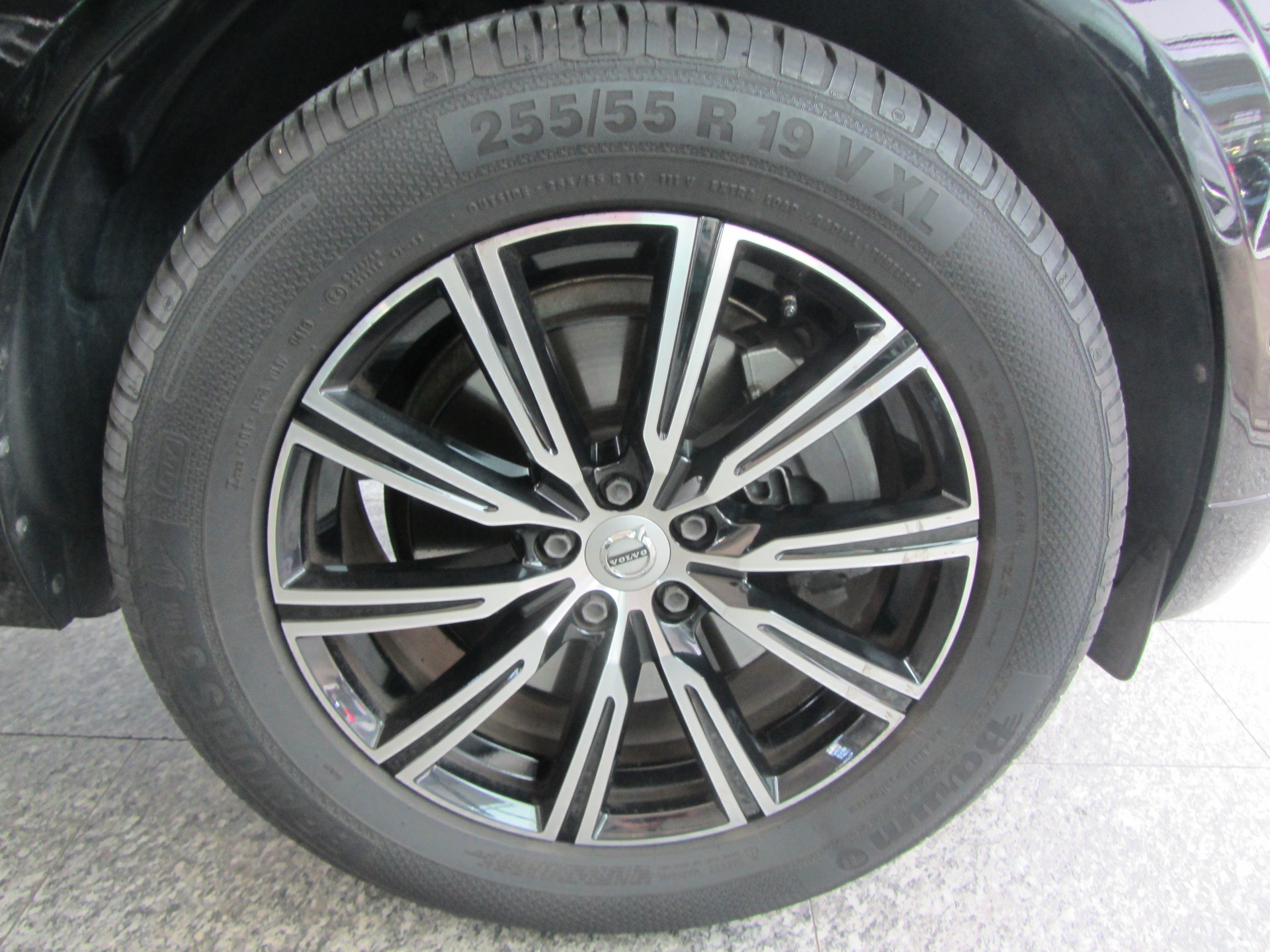 VOLVO XC60 D5 AWD Inscription Geartronic-image-9