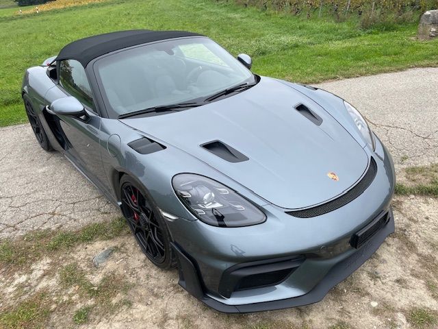 PORSCHE 718 Spyder RS-image-9