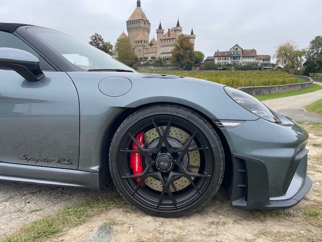 PORSCHE 718 Spyder RS-image-5