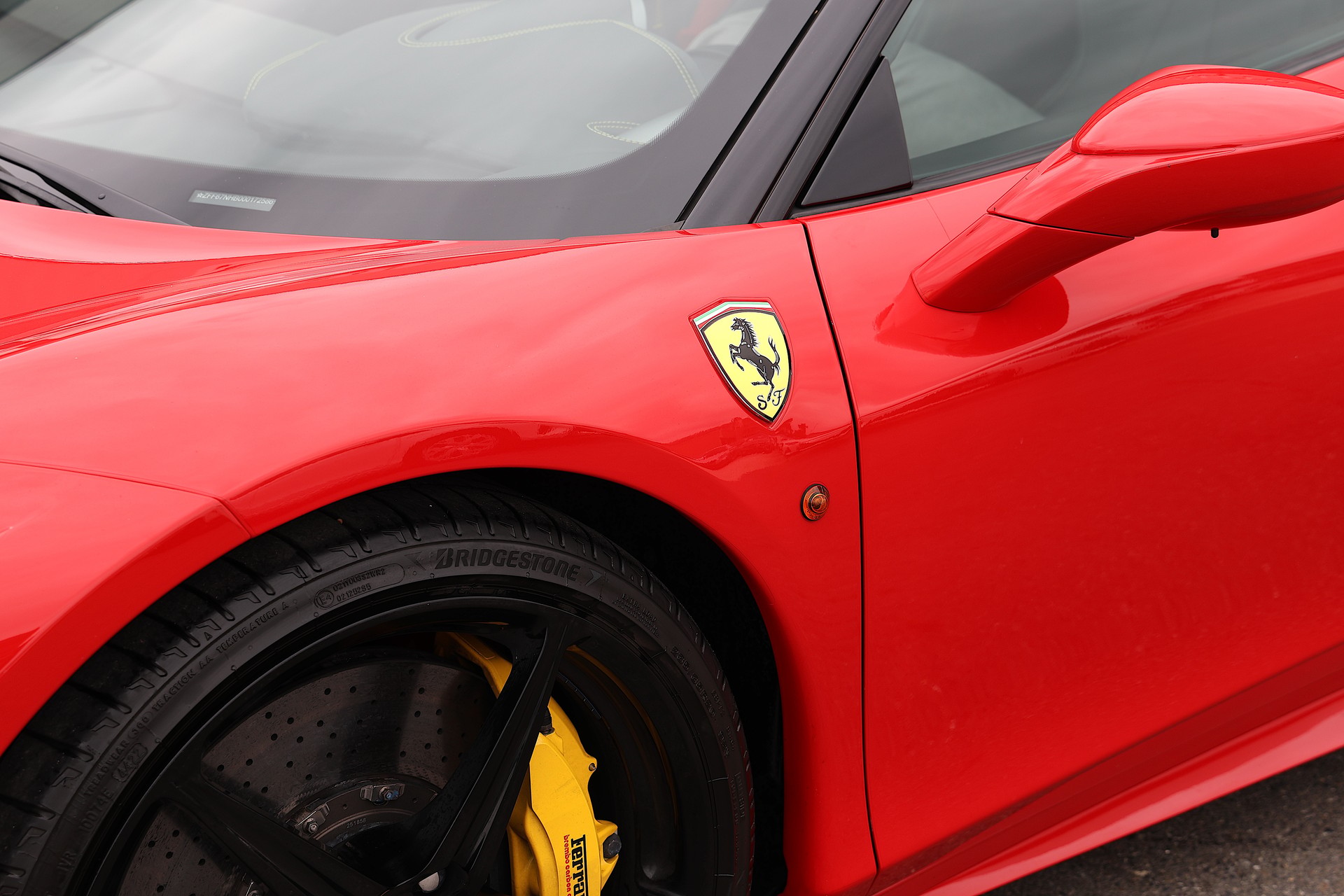 FERRARI 458 Italia 4.5 V8-image-3