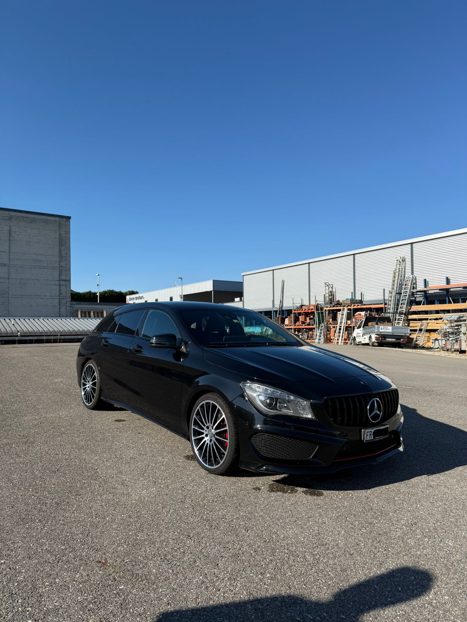 MERCEDES-BENZ CLA Shooting Brake 250 Sport 7G-DCT 4Matic