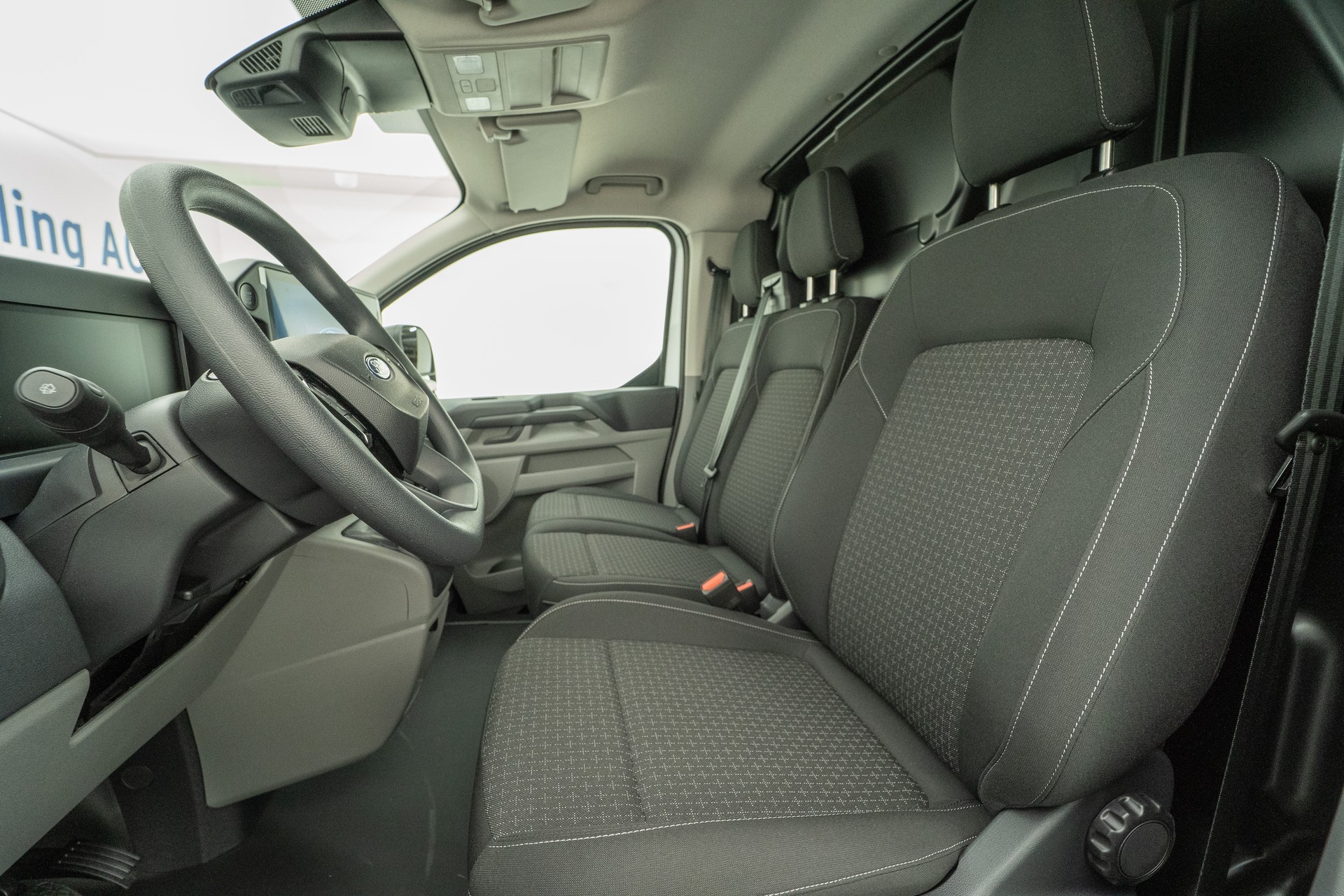 FORD Transit C Van 280 L2 2.0 EcoBlue 136 Trend-image-6