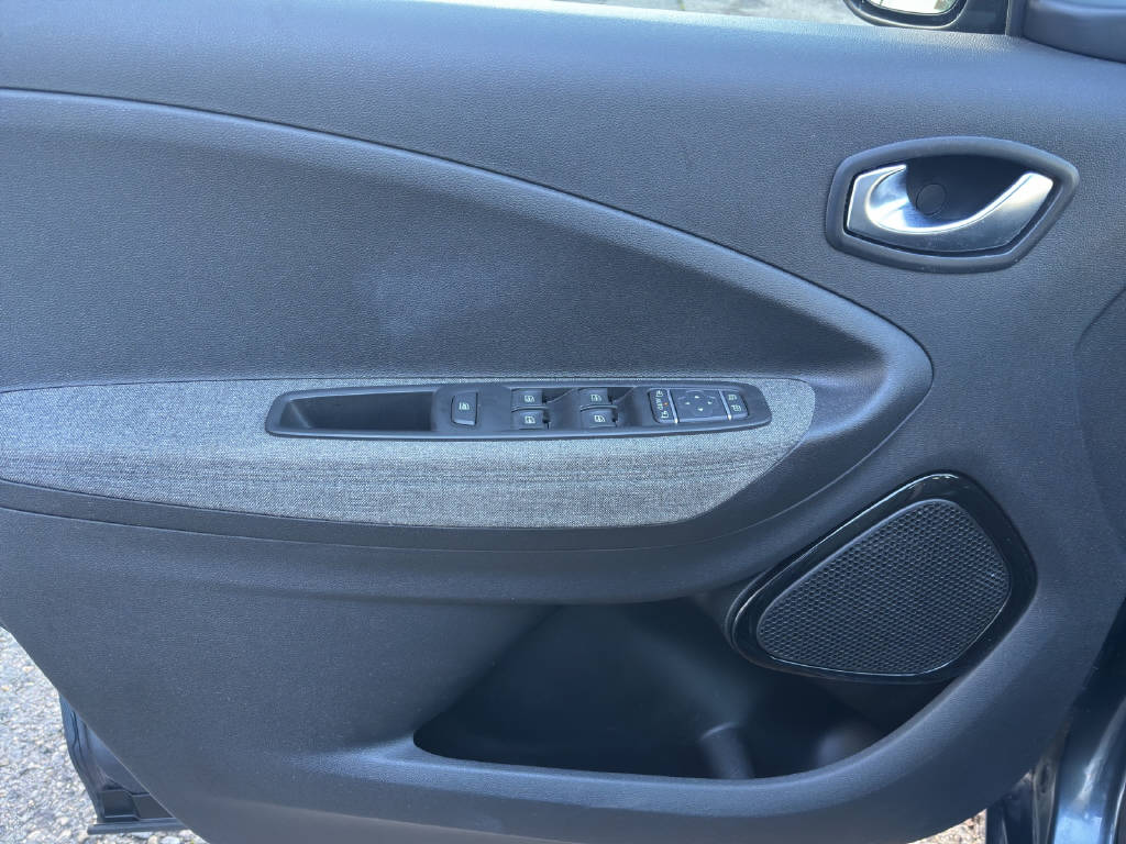 RENAULT Zoe R135 Intens (Batterie Miete) Kauf 4546.--image-12