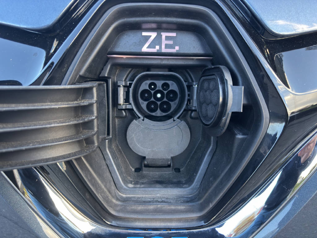 RENAULT Zoe R135 Intens (Batterie Miete) Kauf 4546.--image-14