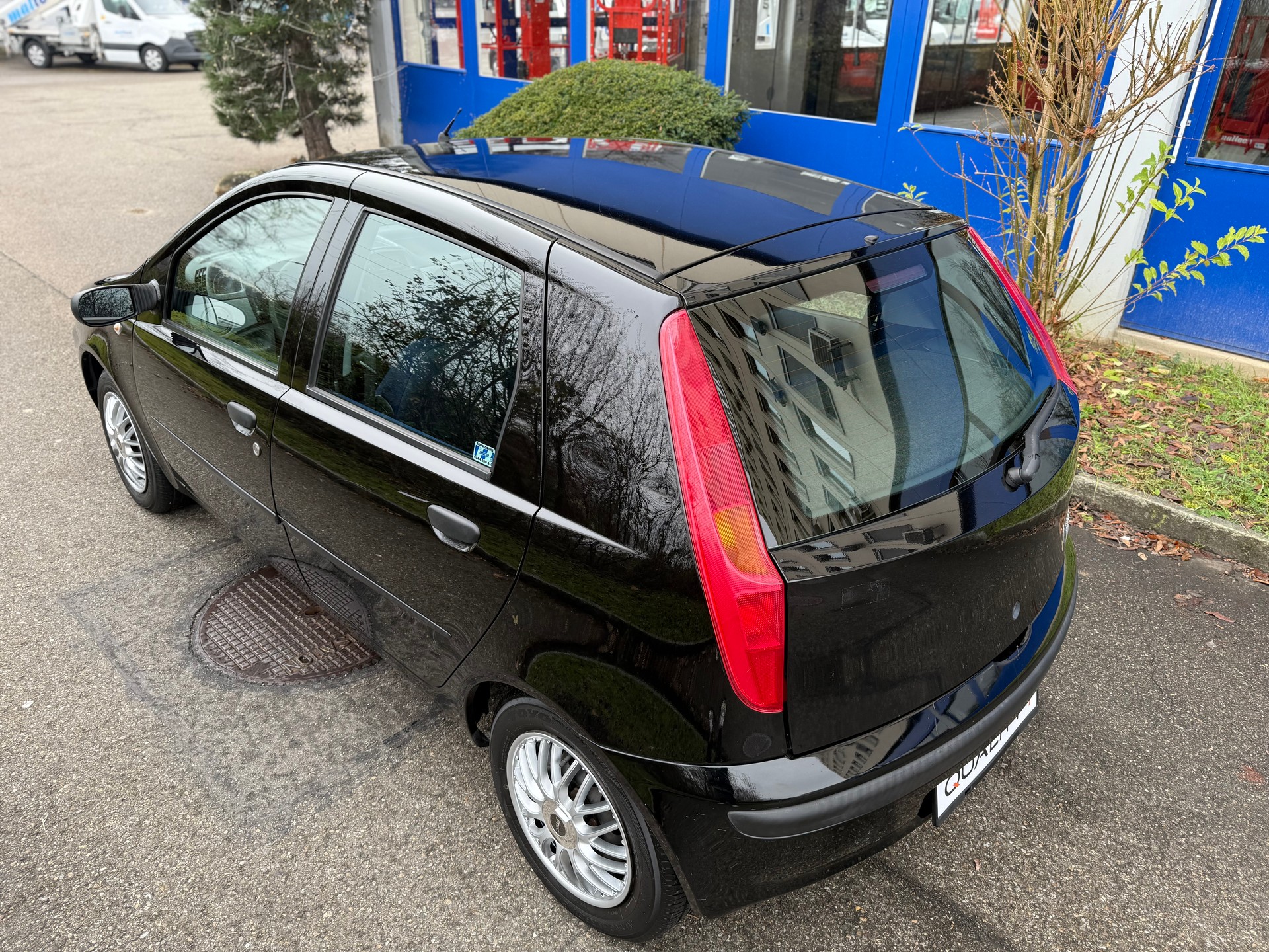 FIAT Punto 1.2 16V ELX Speedgear-image-2