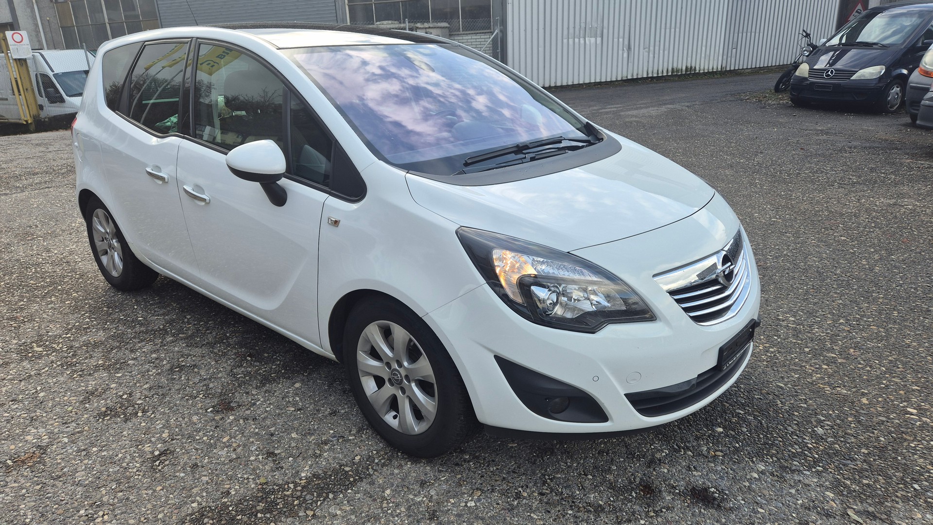 OPEL Meriva 1.4 Turbo Enjoy-image-3