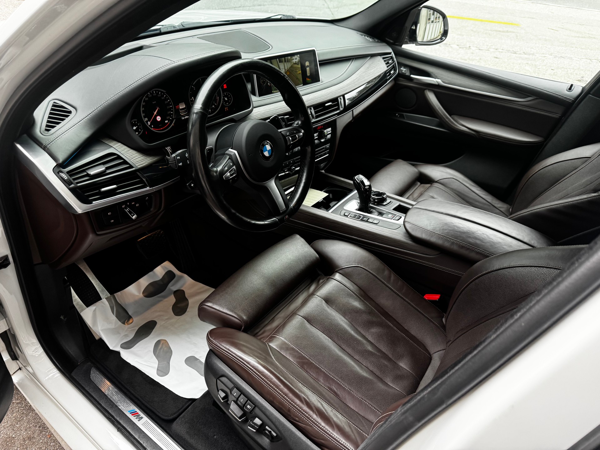 BMW X5 xDrive 40d Steptronic-image-6