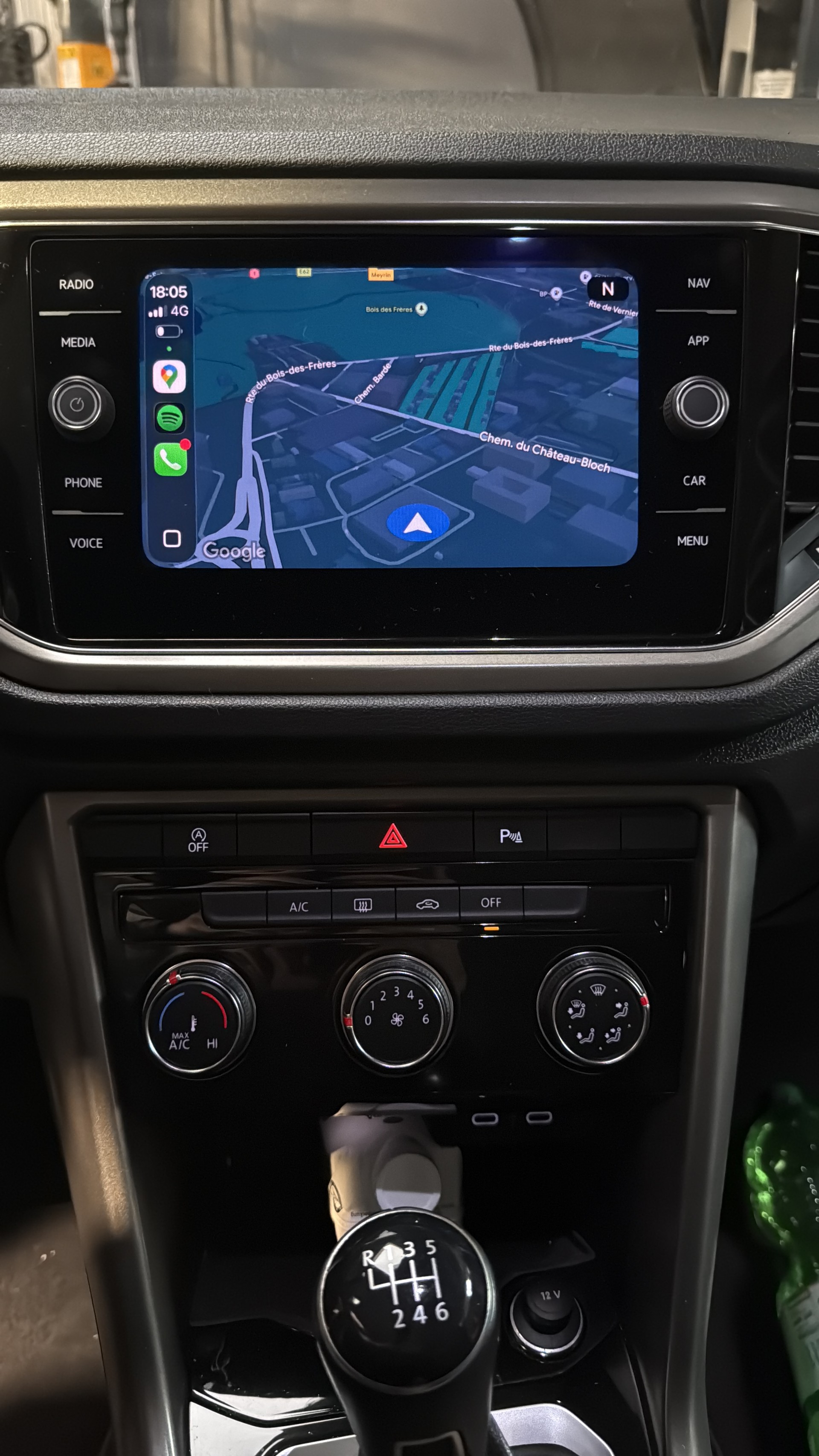 VW T-Roc 1.0 TSI Advance-image-6