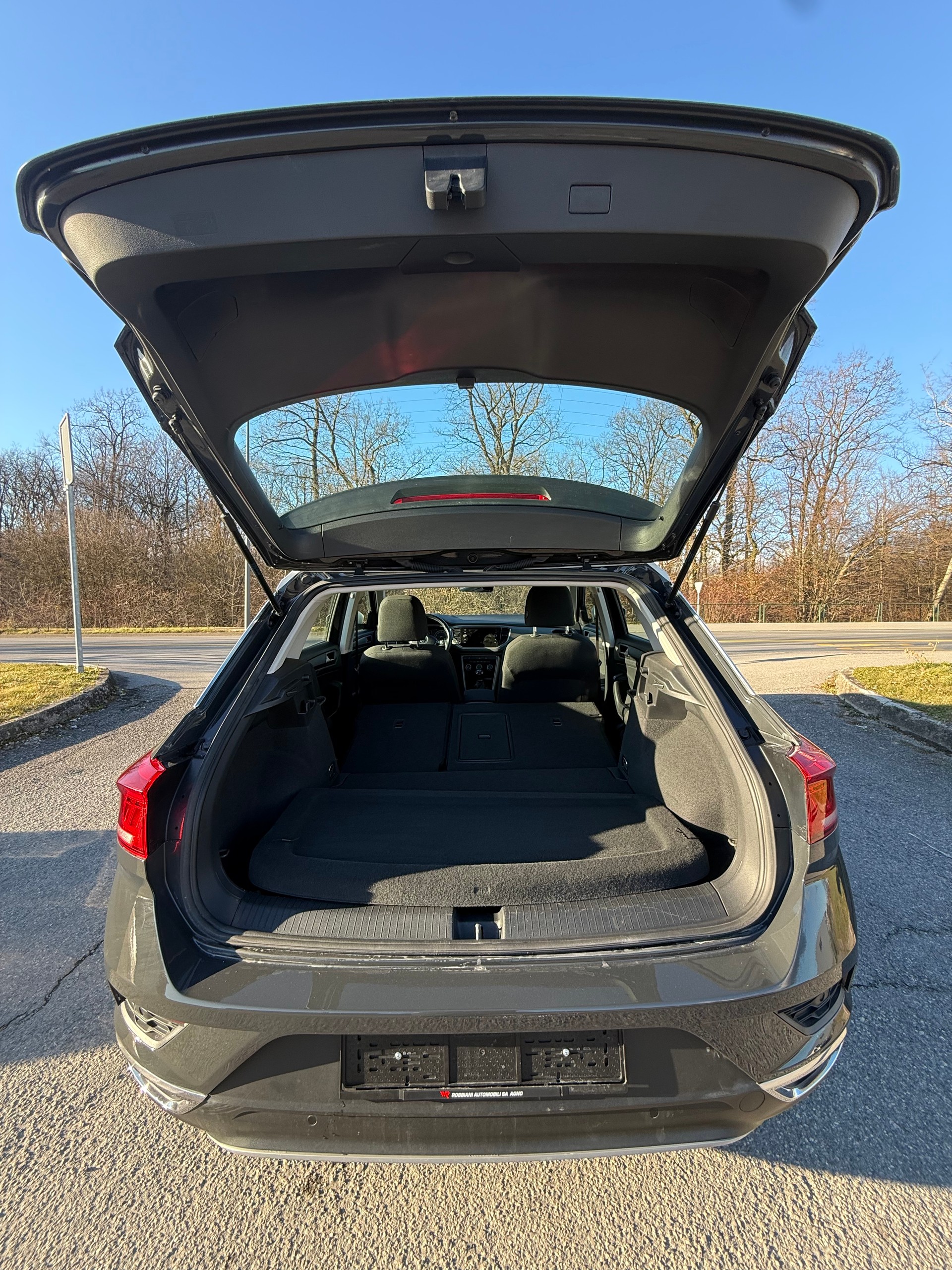 VW T-Roc 1.0 TSI Advance-image-3