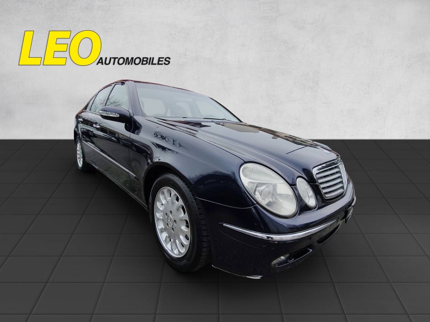 MERCEDES-BENZ E 320 Elégance Automatic-image-0