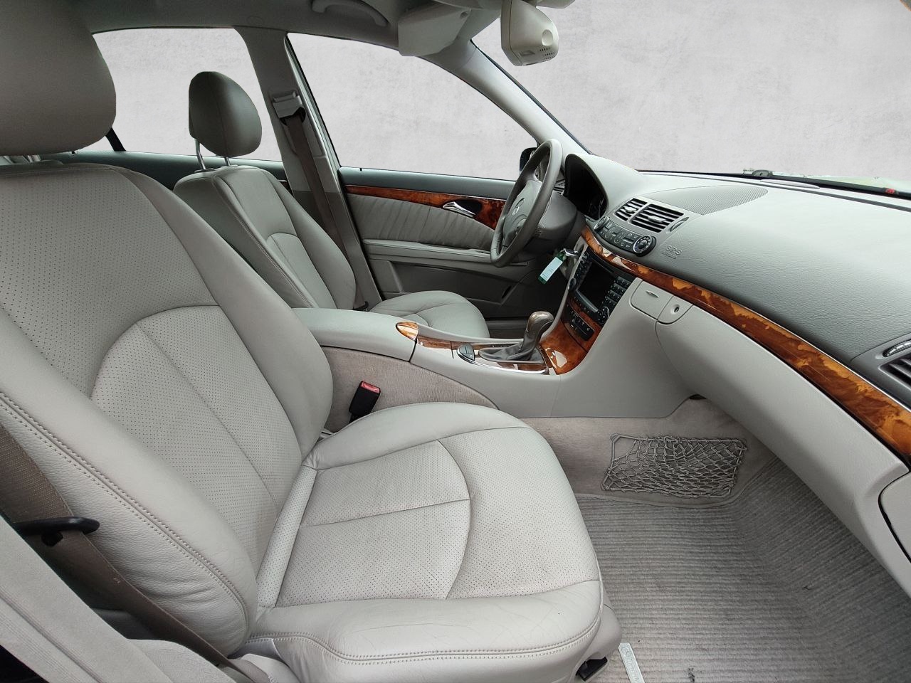 MERCEDES-BENZ E 320 Elégance Automatic-image-8