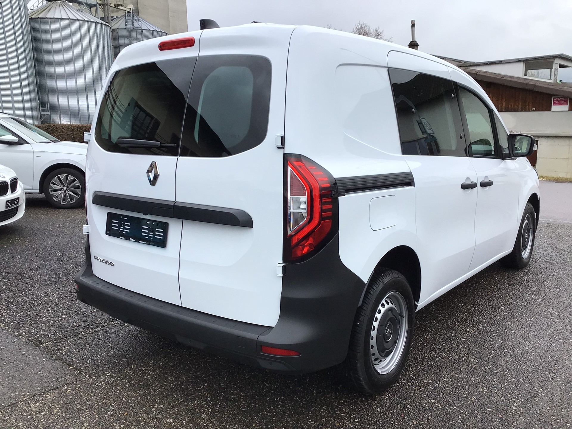 RENAULT Kangoo Van 1.5 dCi Standard 95 Extra-image-4