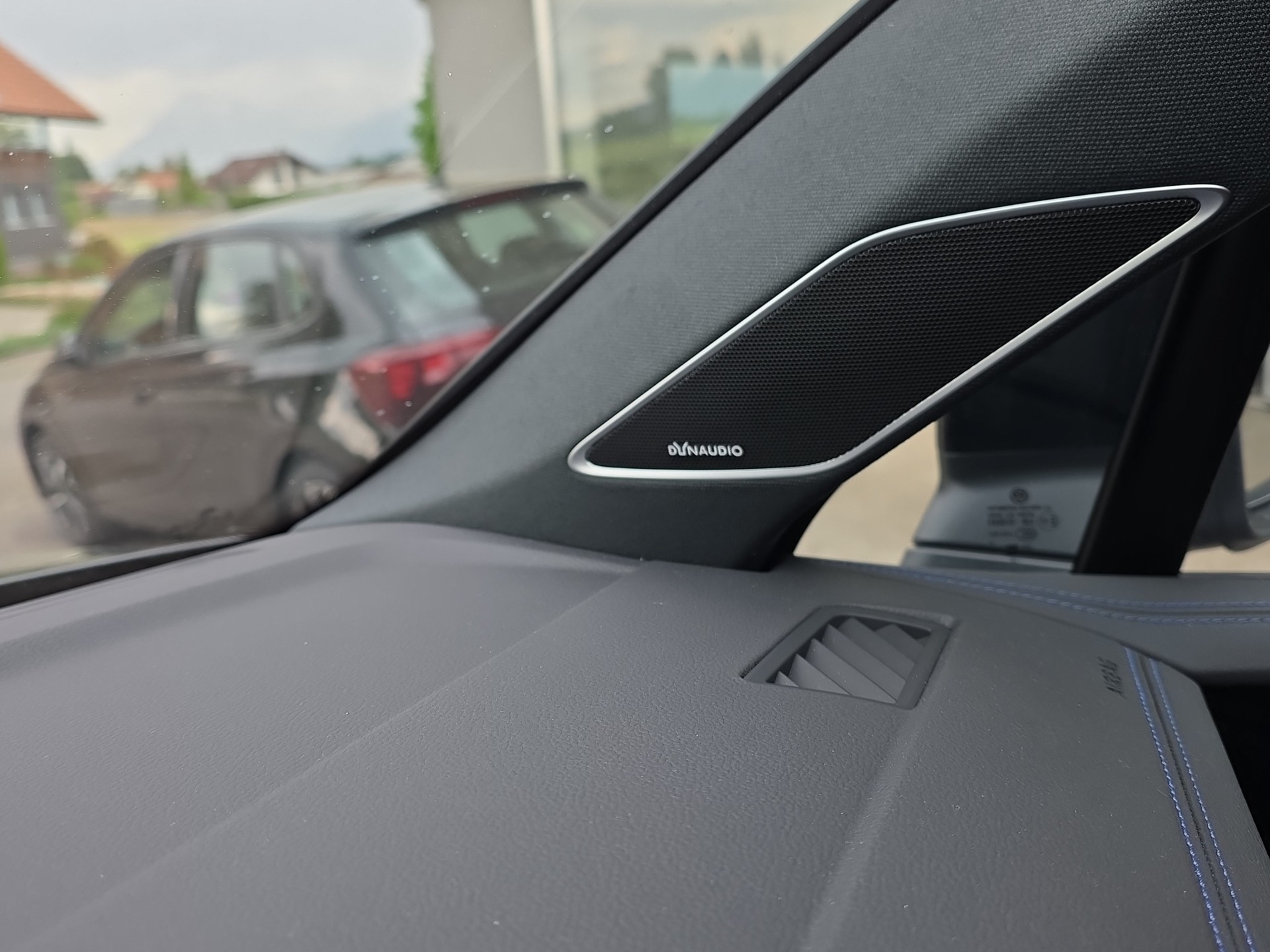 VW Touareg 3.0 TSI eHybrid United Tiptronic-image-13