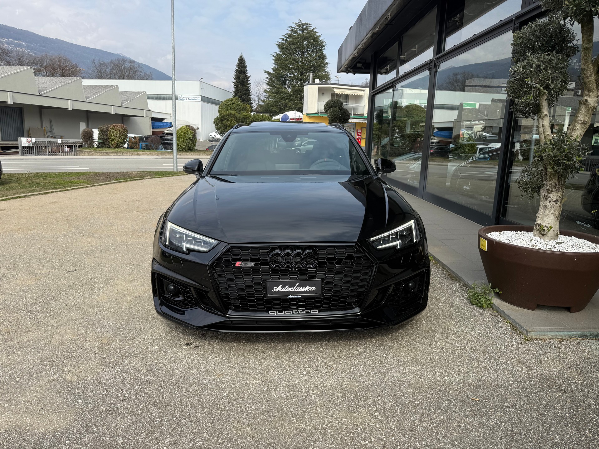 AUDI RS4 ABT Avant 2.9 TFSI quattro tiptronic-image-1