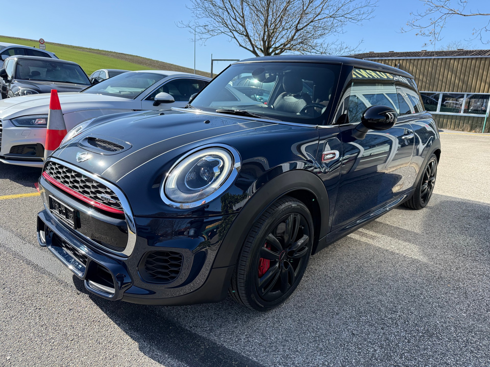 MINI Cooper John Cooper Works Steptronic-image-1