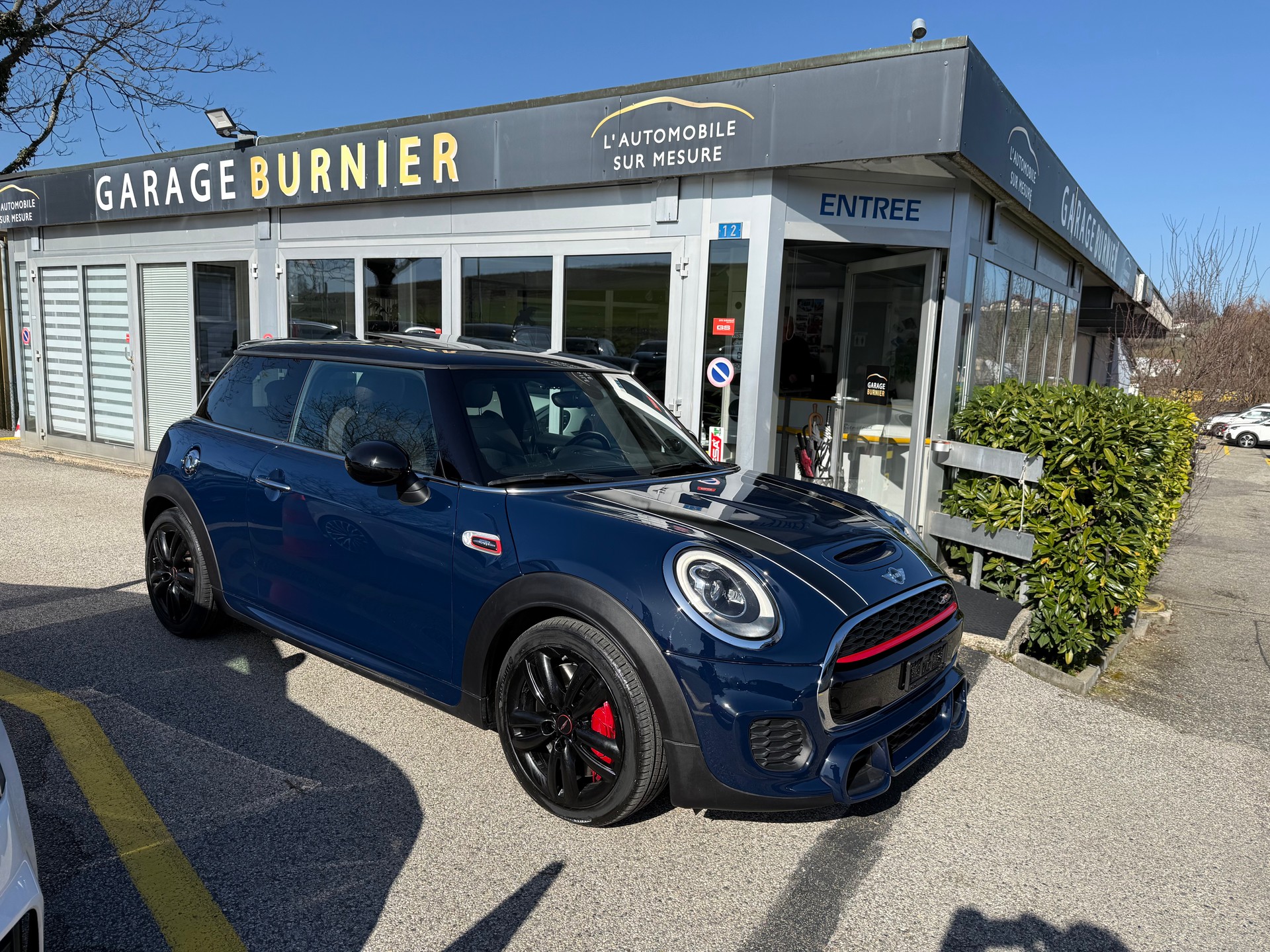 MINI Cooper John Cooper Works Steptronic-image-0
