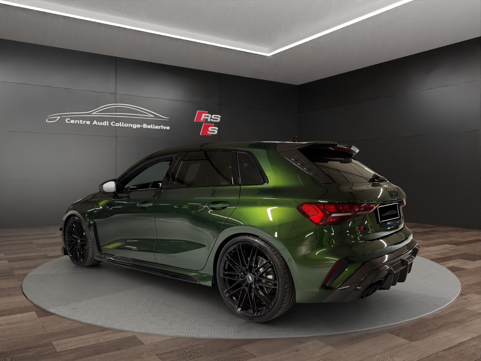 AUDI RS3 Sportback 2.5 TSI quattro S-tronic-showroom-element-3