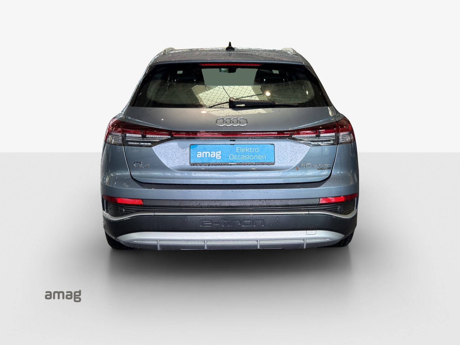 AUDI Q4 e-tron 50 quattro-image-4