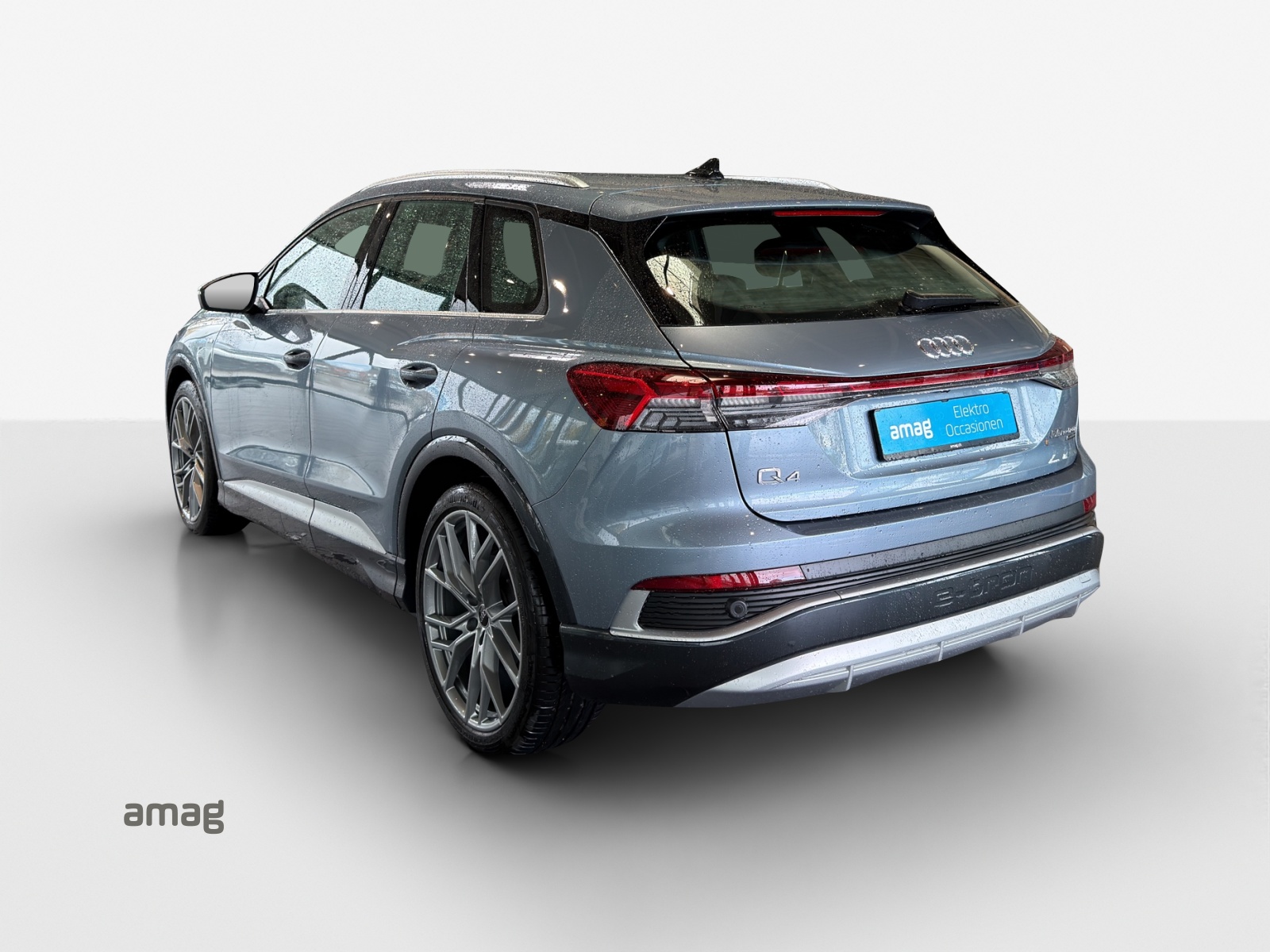 AUDI Q4 e-tron 50 quattro-image-2