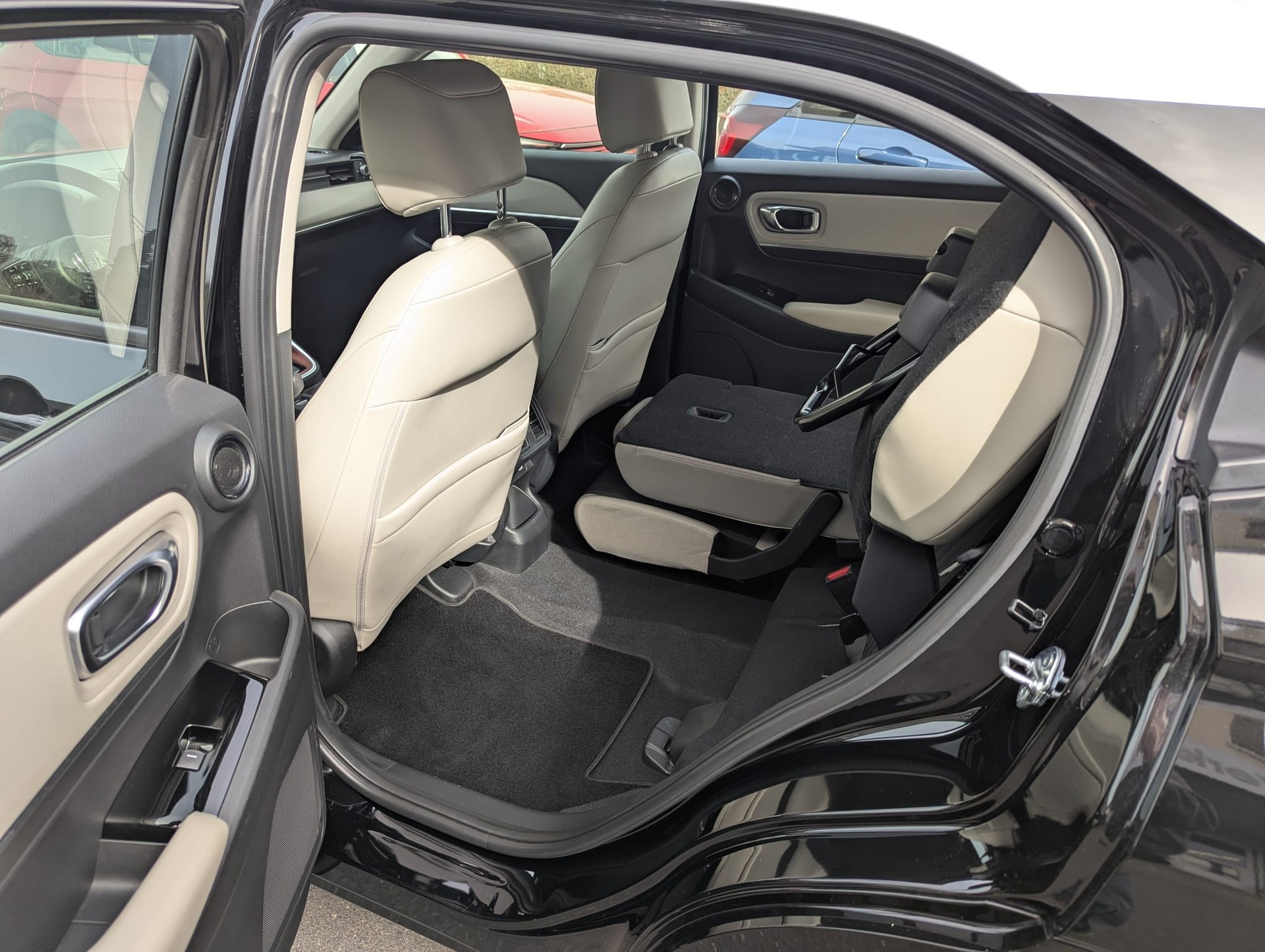 HONDA HR-V 1.5i-MMD Advance Style CVT-image-12