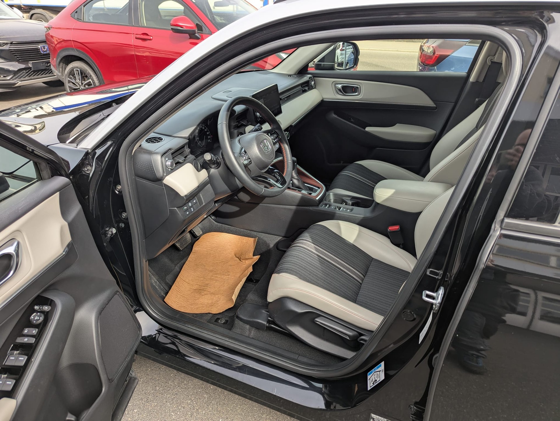 HONDA HR-V 1.5i-MMD Advance Style CVT-image-8