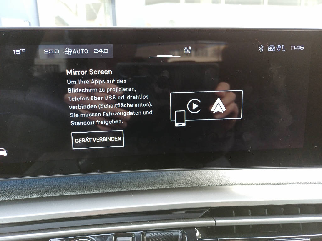 PEUGEOT 3008 1.2 Hybrid GT-image-10
