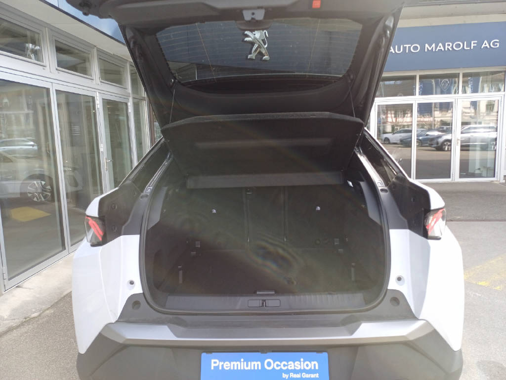 PEUGEOT 3008 1.2 Hybrid GT-image-14