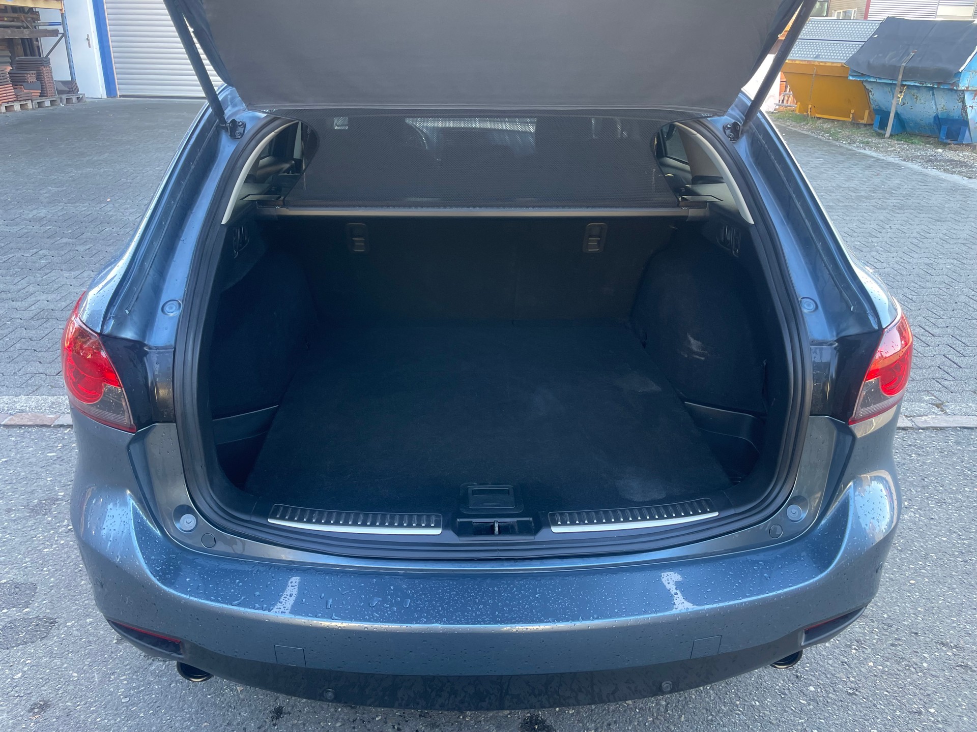 MAZDA 6 Sportwagon 2.0 16V HP Ambition-image-13