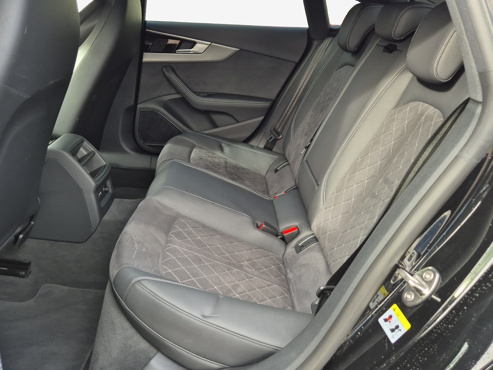AUDI RS5 Sportback 2.9 TFSI quattro tiptronic-image-11