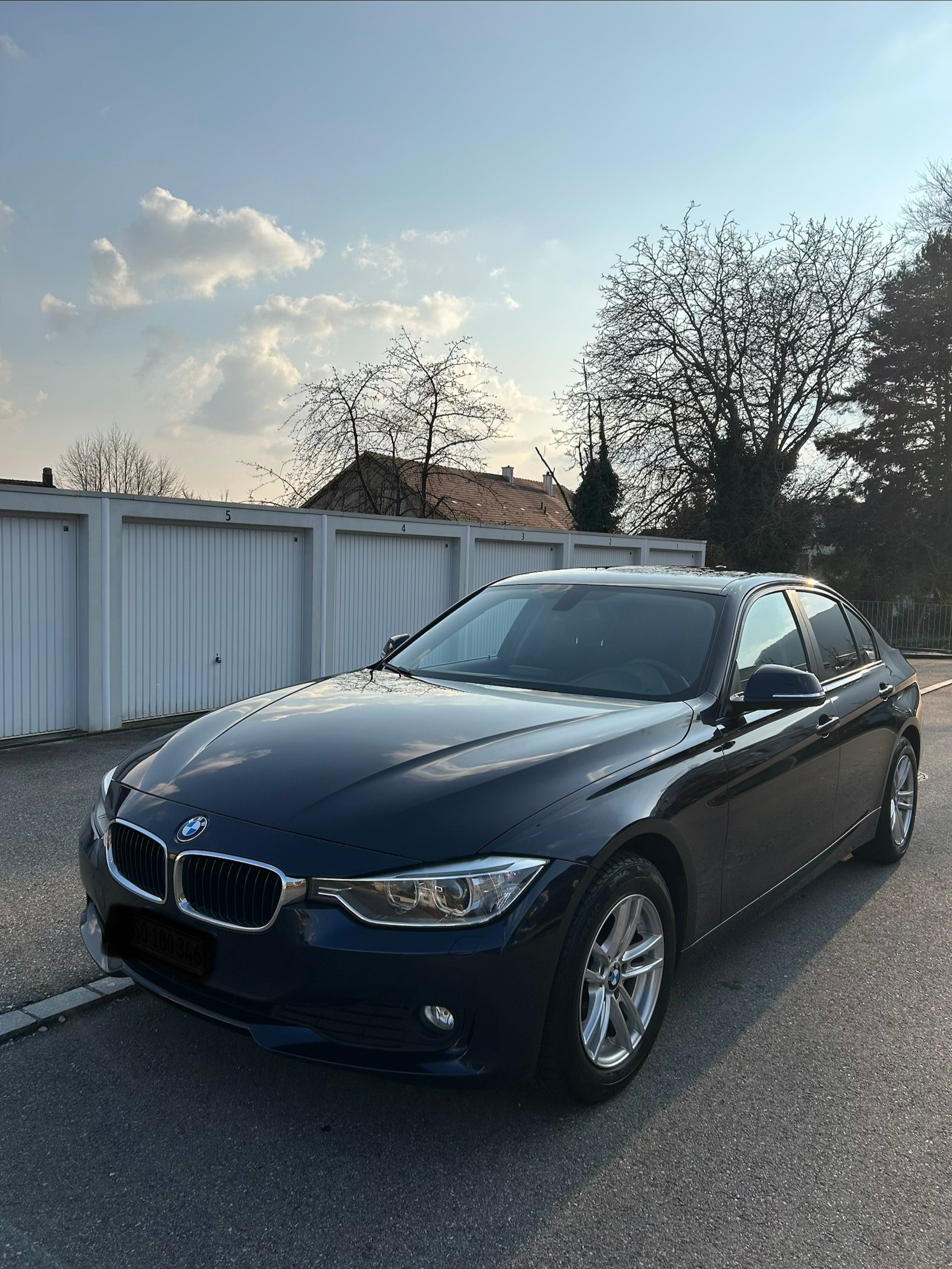 BMW 320d-image-0