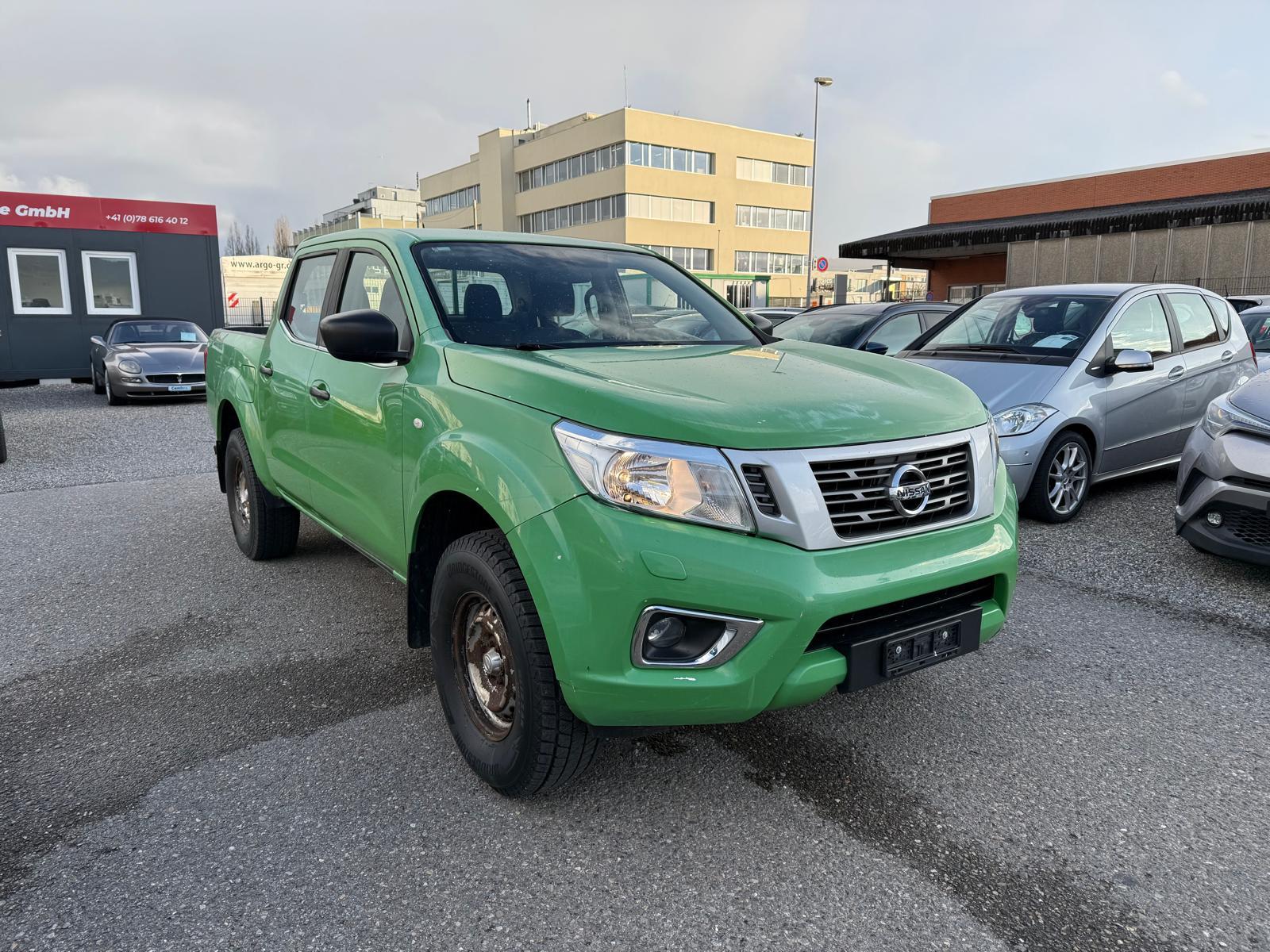 NISSAN Navara 2.3 dCi Double Cab Visia S/S-image-1