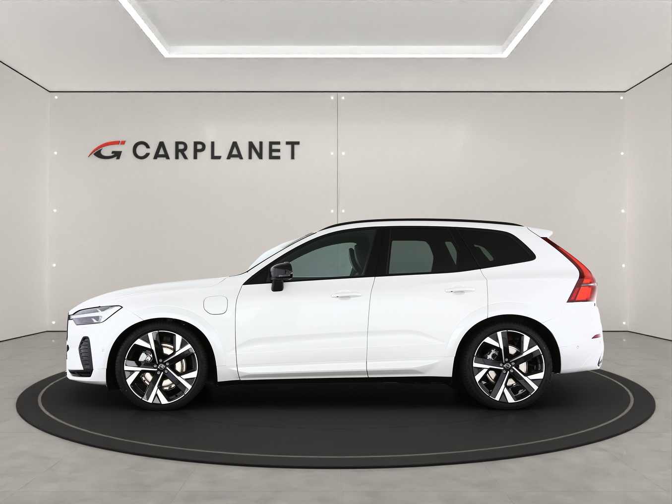 VOLVO XC60 2.0 T8 TE Black Edition eAWD .-image-2