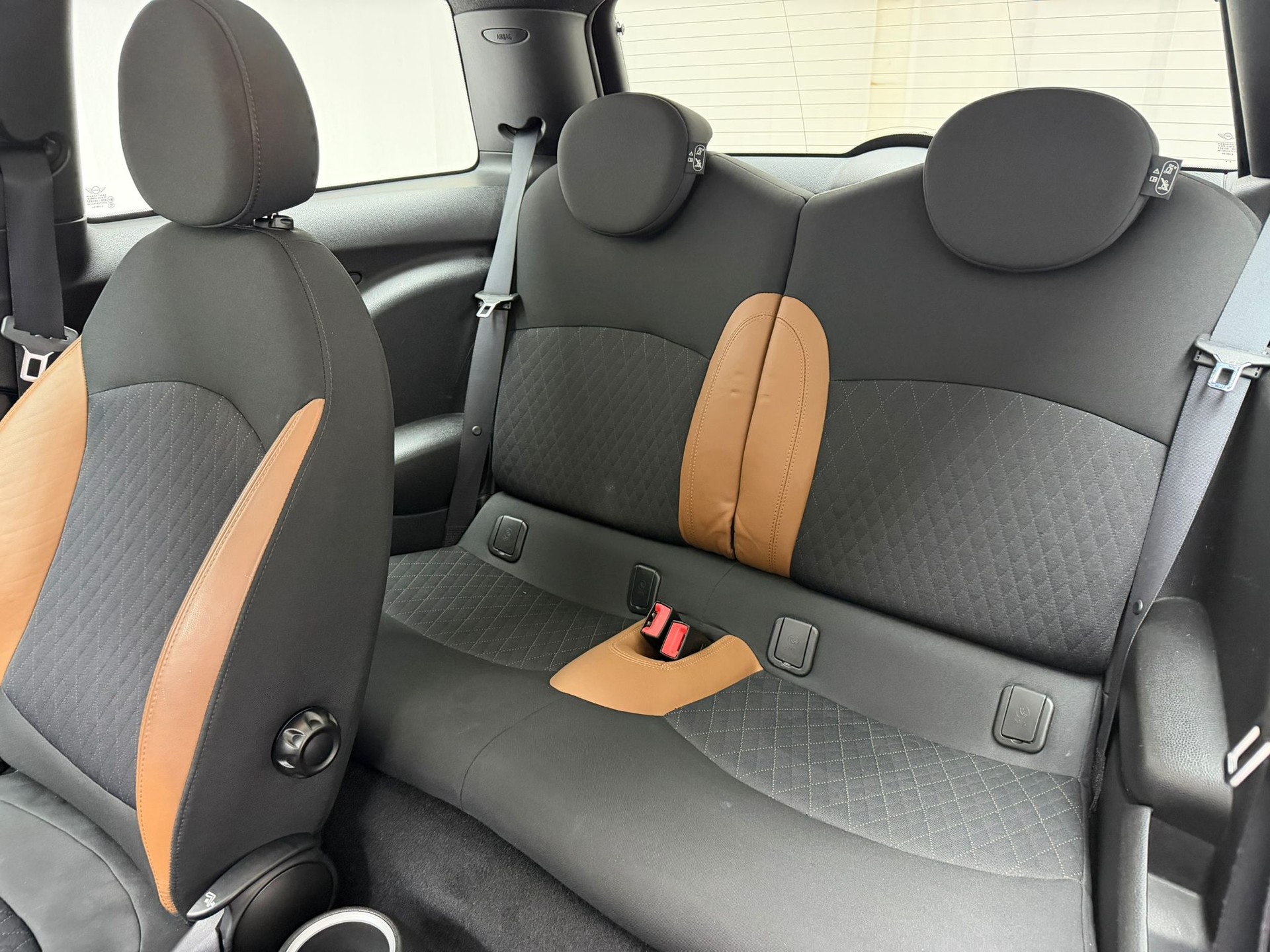 MINI Cooper S-image-15