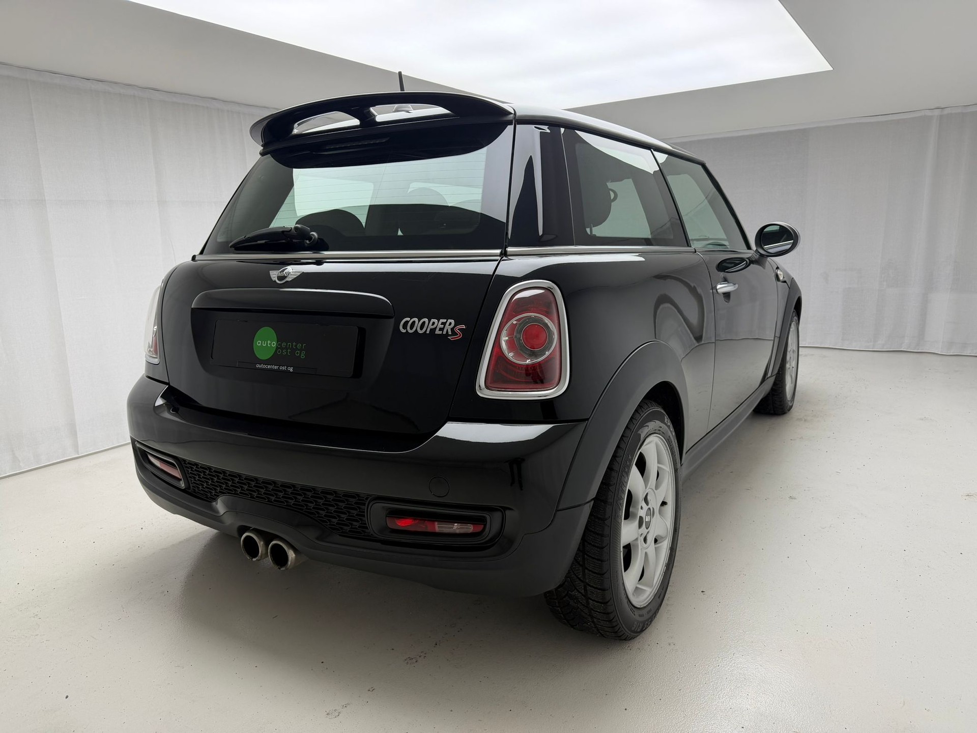 MINI Cooper S-image-2