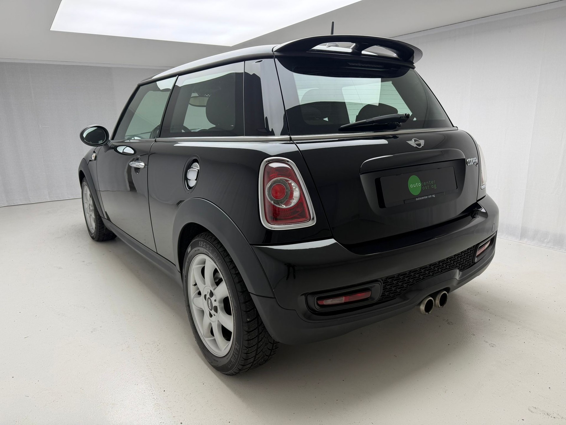 MINI Cooper S-image-3